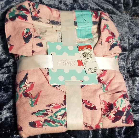 PINK - Kmart flannel pajamas - Picture 5 of 5